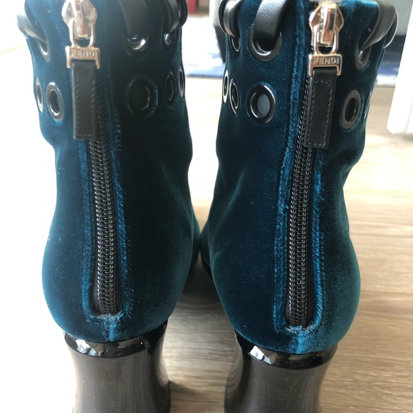 FENDI Velvet Boots - Picture 3 of 13